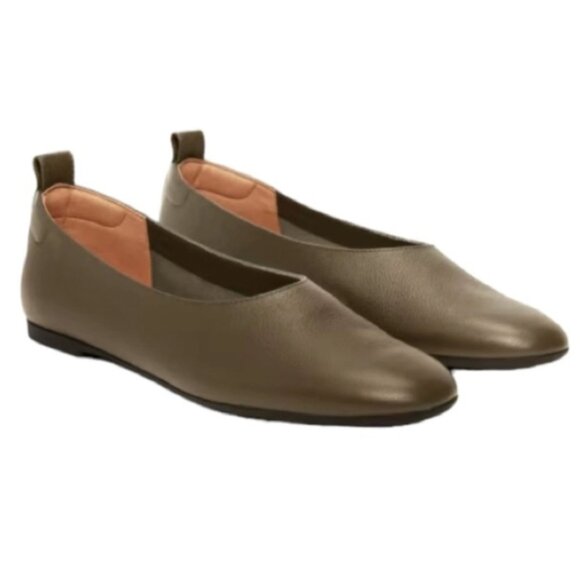 Everlane Shoes - NEW Everlane The Day Glove Flats Size 9 Olive Green Leather Shoes